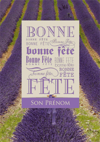 Bonne fête dans un champ de lavande